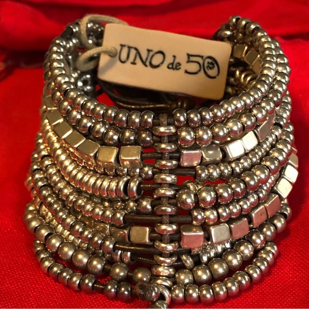 UNO de 50 Silver Beaded Bracelet